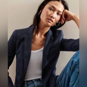 Banana Republic Factory Washable Suit Jacket and Pants Size 4